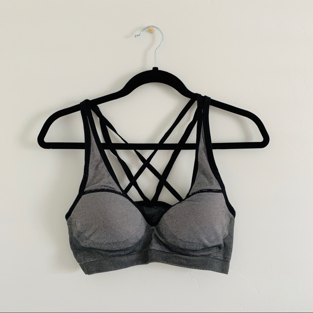 Victoria’s Secret PINK sports bra